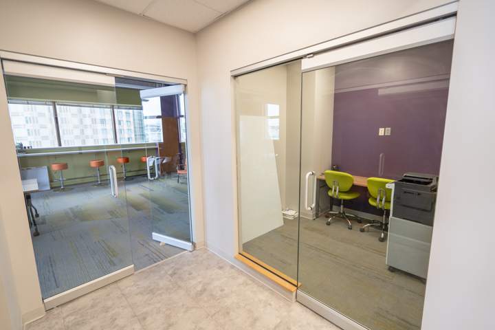 960PENN-12th-small-conferenceroom-printer